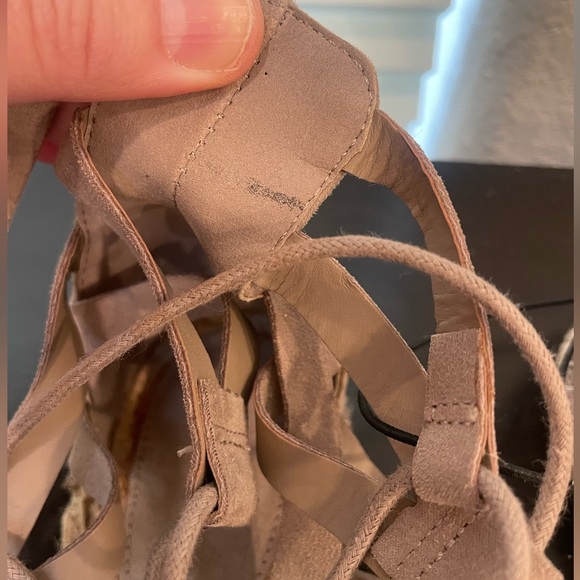 Forever 21 Mocassins Strappy Flat Sandals Shoes 6 Ankle Straps brown boho preppy - Picture 4 of 10